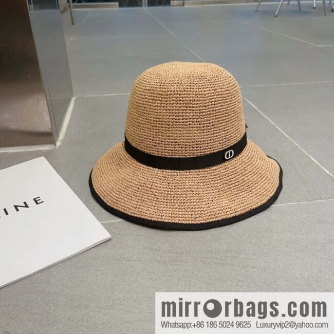 Dior Dior\'s new Lafite straw hat in summer