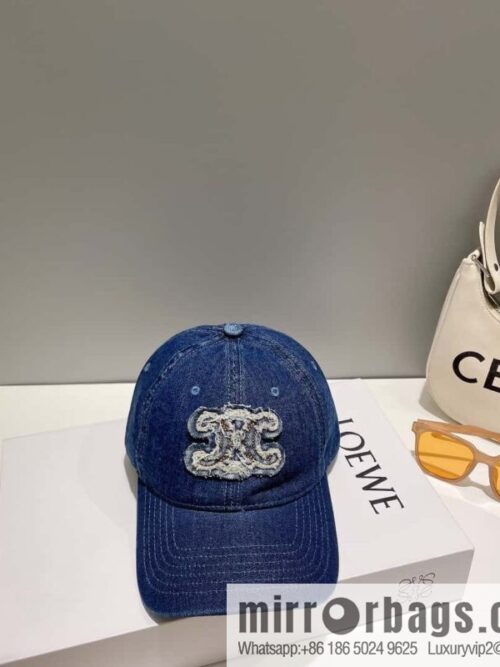i1685078614_9914_0-800x800uv5ovx1bpnl11444_20250625160058.jpg CELINE Spring/Summer 2023 Denim Baseball Cap