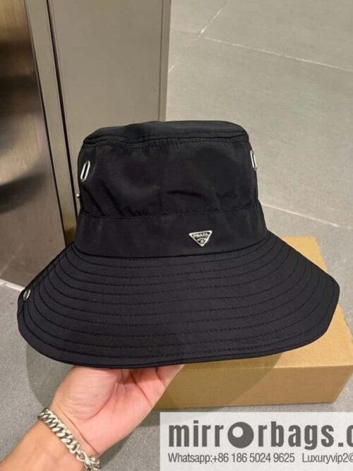 i1685892020_1675_0-800x800wpu0kfruwmg24417_20250625232125.jpg Prada canvas bucket hat