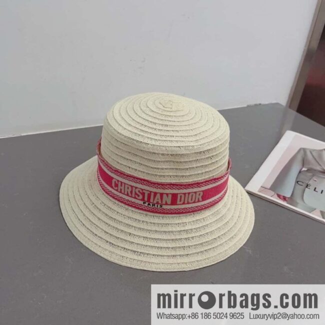 Dior\'s new straw hat