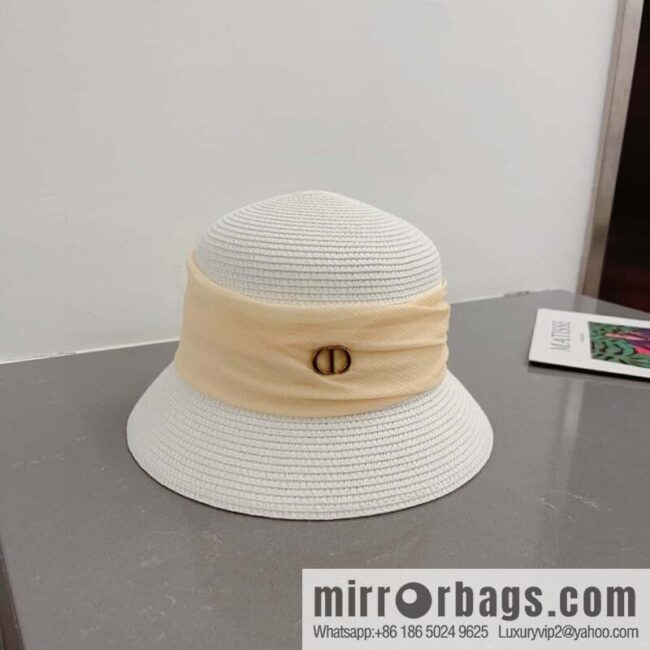 Dior\'s new straw hat