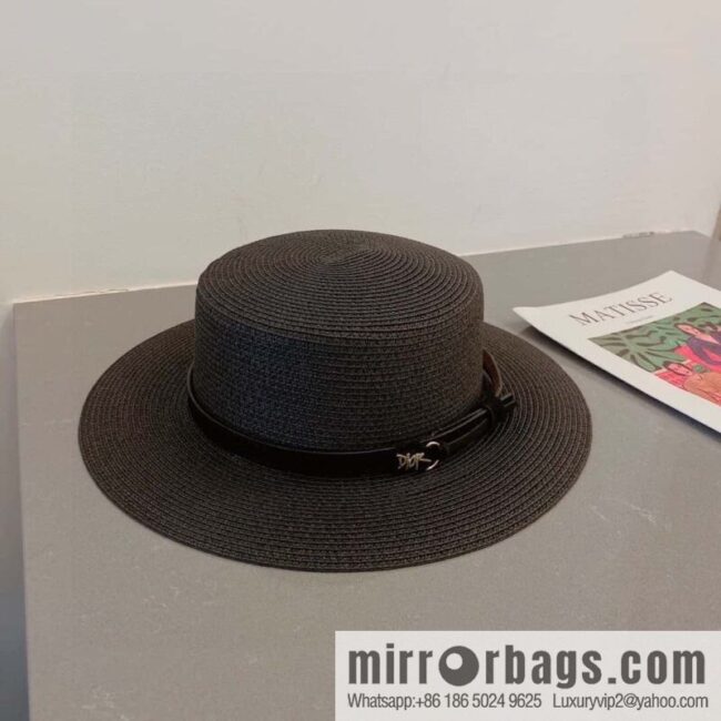 Dior\'s new flat top top hat
