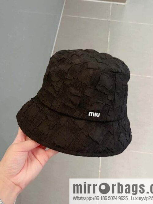 i1686332106_5521_0-800x800ibjj3llcij112341_20250625171402.jpg Miumiu new cloth hat