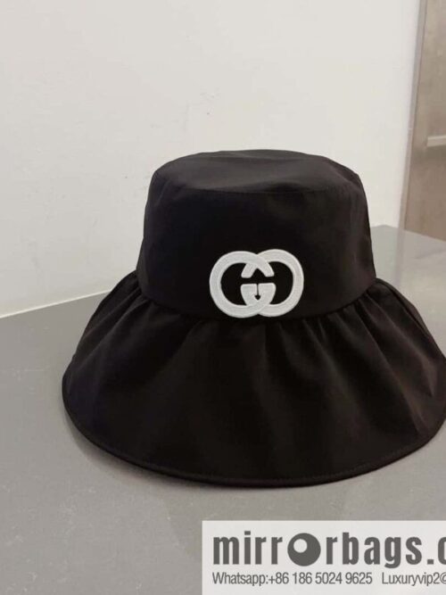 i1686332524_9770_0-800x800s5qtqk3rbyq12294_20250625171010.jpg Gucci new ruffle edge bucket hat