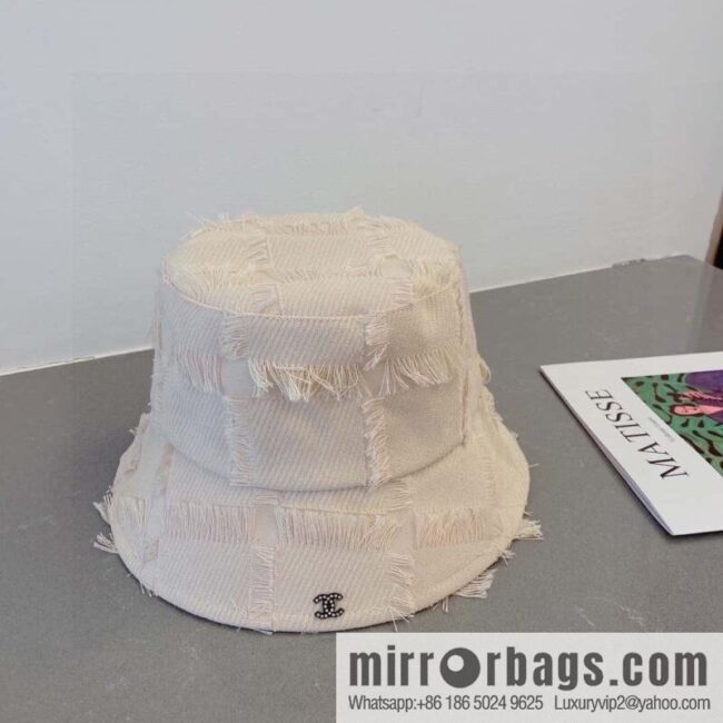 Chanel bucket hat