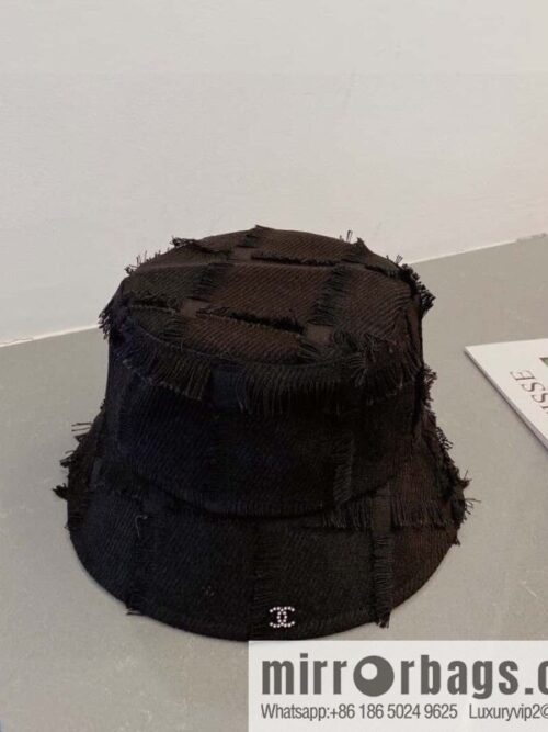 Chanel bucket hat