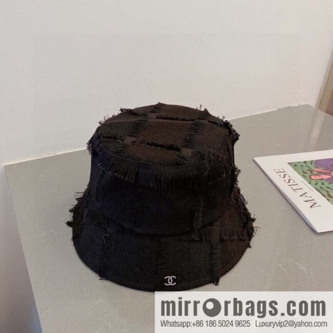 Chanel bucket hat