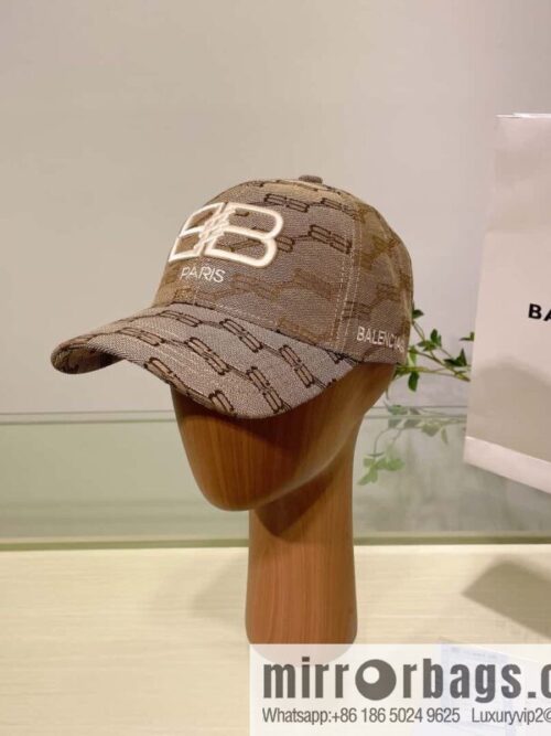 i1689654091_7427_0-800x800dixxou0mnja11593_20250625161437.jpg Balenciaga Balenciaga\'s new couple baseball cap
