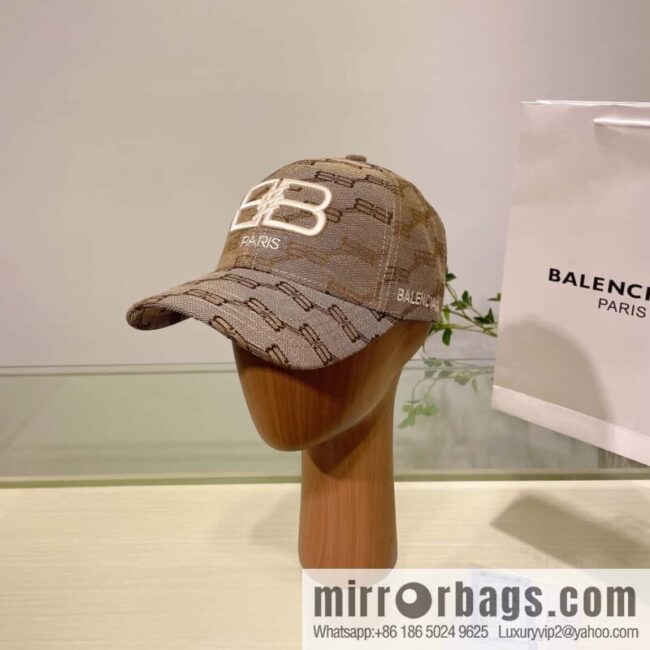 Balenciaga Balenciaga\'s new couple baseball cap