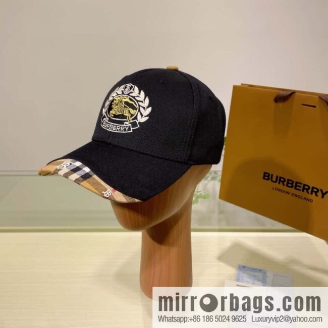 Burberry Burberry three-dimensional embroidery original baseball cap
