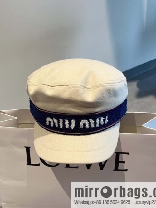 Miu miumiu duck tongue military cap