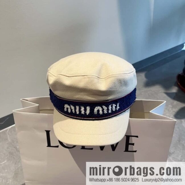 Miu miumiu duck tongue military cap