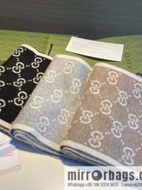 i1694017202_1950_0-800x8001b5r0tn5fhu56640_20250630011545.jpg GUCCI Gucci double-sided jacquard classic cashmere scarf