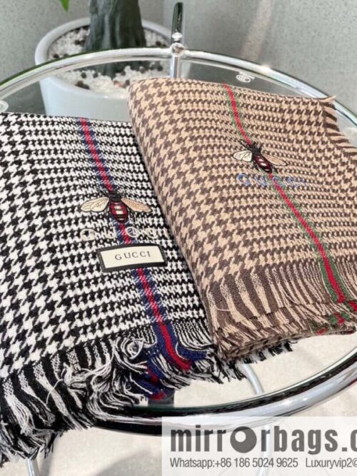 i1694095632_9589_1-800x800bkoqoajrue456577_20250630011520.jpg GUCCI Gucci Classic Thousand Birds Grid Cashmere Scarf