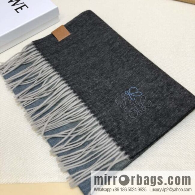 LOEWE gradual change scarf