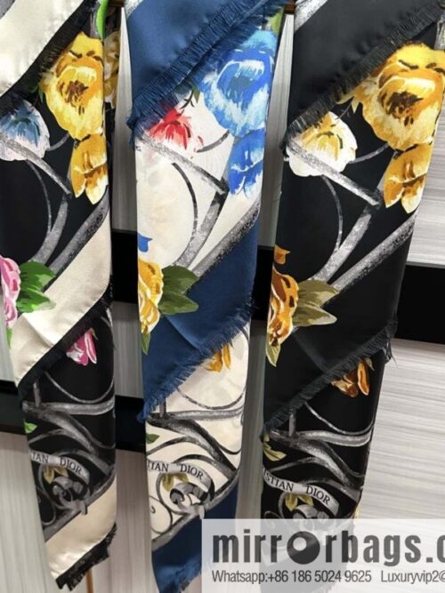 i1694437973_3991_1-800x800f1hpmg3dzog56160_20250630011228.jpg Dior City Garden 100% Top Twill Silk Square Towel