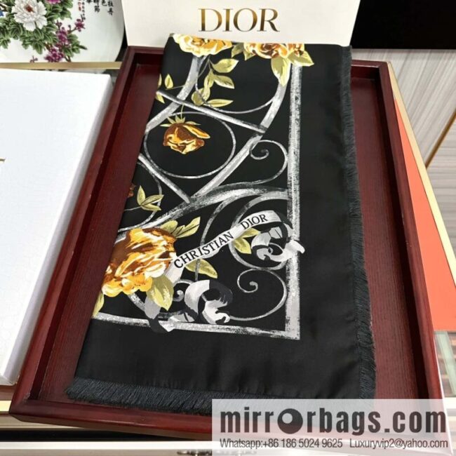 Dior City Garden 100% Top Twill Silk Square Towel