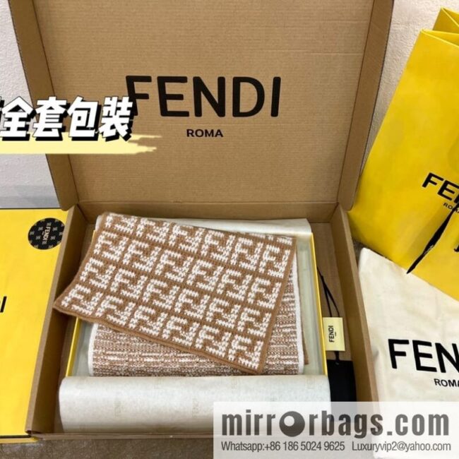 wsxc1668169339681_0-800x800tctzovnvaup65747_20250630115442.jpg FENDI Fendi FF contrasting color letter jacquard long towel FXT362
