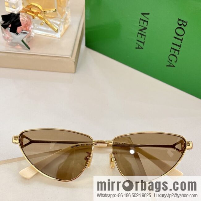 Bottega Veneta Metal Frame Women\'s Sunglasses