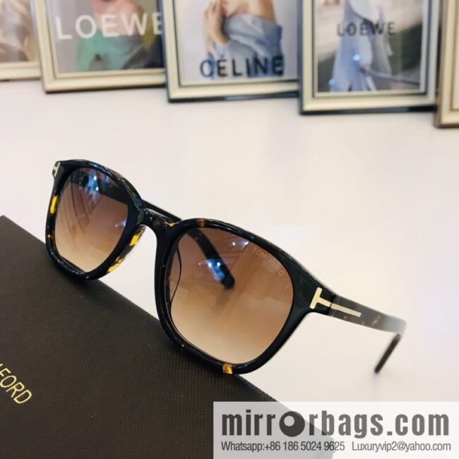 TON FORD Tom Ford Plate Frame Unisex Sunglasses