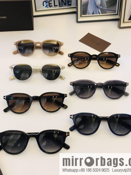 TOM FORD Tom Ford Plate Frame Unisex Sunglasses