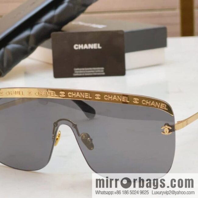 Chanel\'s new integrated lenses unisex sunglasses