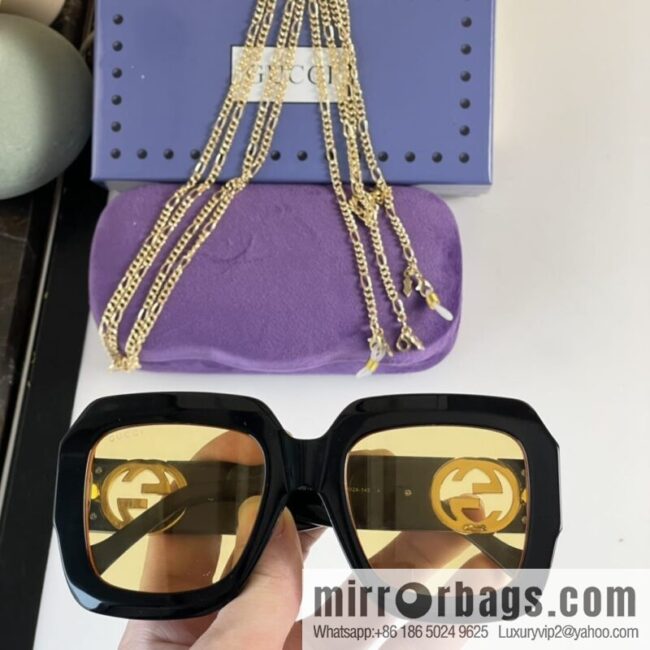 GUCCI Gucci Classic Retro Style Ladies Sunglasses