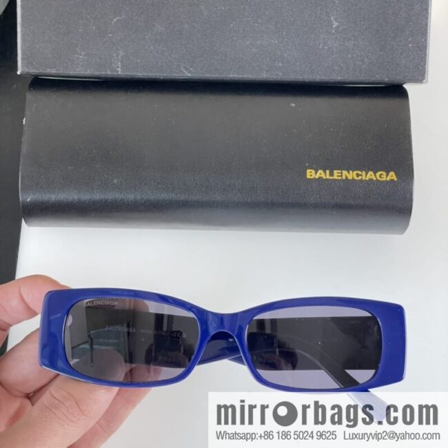 BACLENCIAGA Balenciaga Classic Style Sunglasses