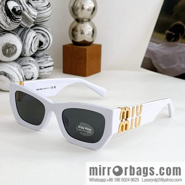 MIUMIU Miao Miao high-end big logo women\'s sunglasses