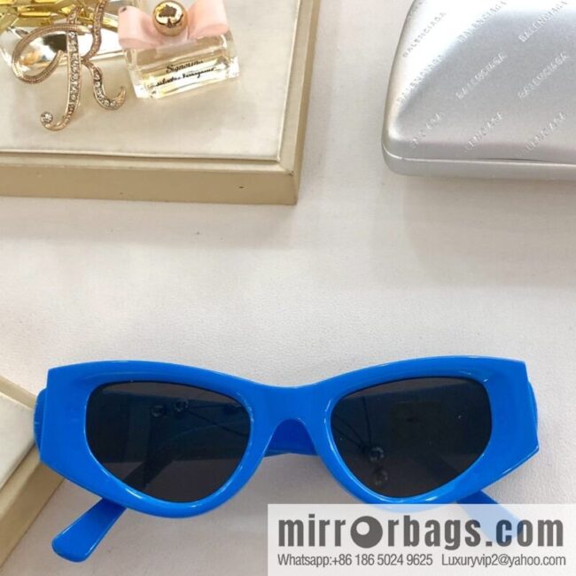 BALENCIAGA Balenciaga Classic Double B Letter Logo Women\'s Sunglasses