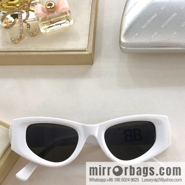 BALENCIAGA Balenciaga Classic Double B Letter Logo Women\'s Sunglasses