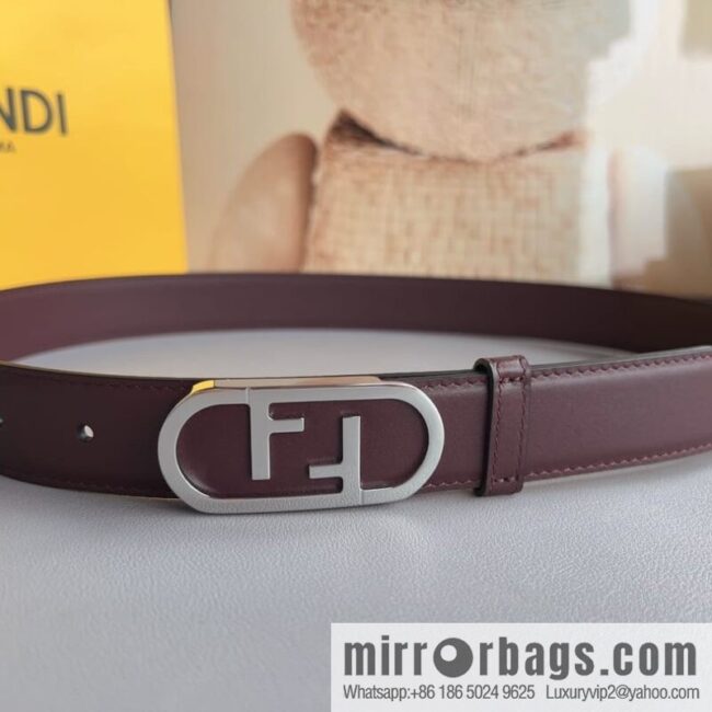 Fendi Fendi, Ladies 3.0cm Corresponds to Logo Metal Buckle Cowhide Belt