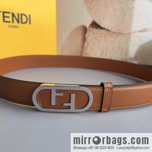 Fendi Fendi, Ladies 3.0cm Corresponds to Logo Metal Buckle Cowhide Belt