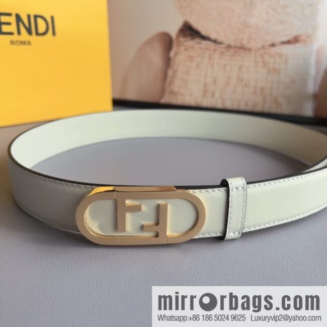 Fendi Fendi, Ladies 3.0cm Corresponds to Logo Metal Buckle Cowhide Belt