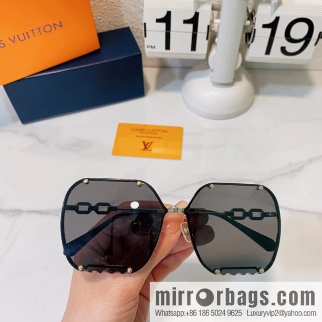 LV Louis Vuitton Large Frame Women\'s Sunglasses