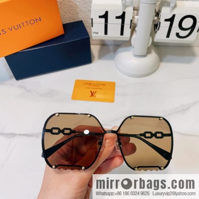 LV Louis Vuitton Large Frame Women\'s Sunglasses