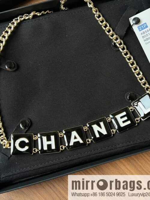 New ☑️ Chanel square letter waist chain belt