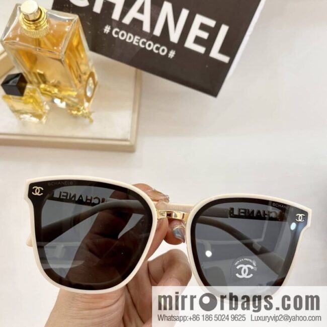 Chanel versatile square sunglasses
