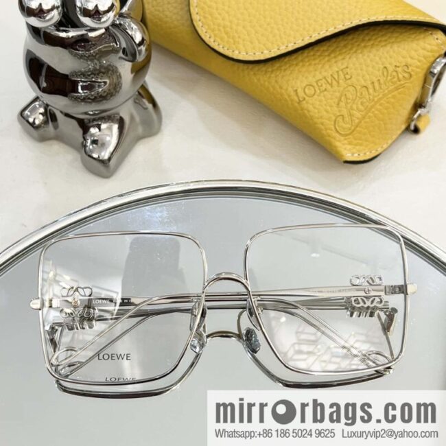 LOEWE Square Unisex Sunglasses
