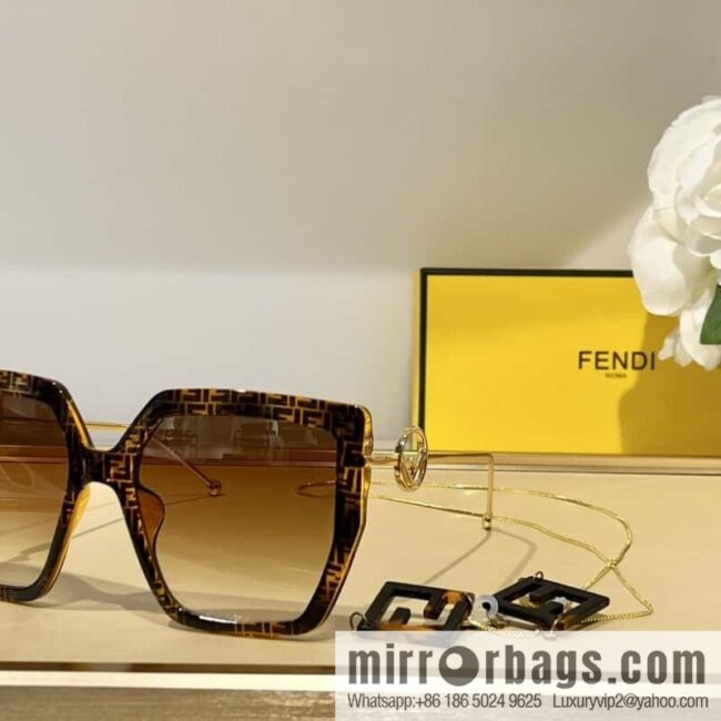 Fendi classic large square women\'s sunglasses