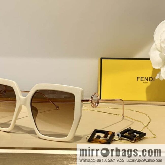 Fendi classic large square women\'s sunglasses