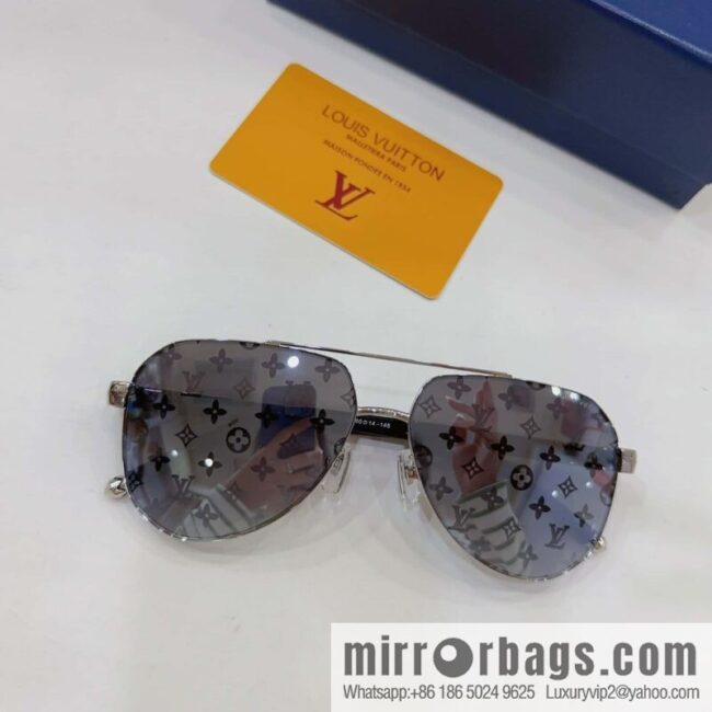 LV Louis Vuitton Men\'s Oval Frame Sunglasses Sunglasses