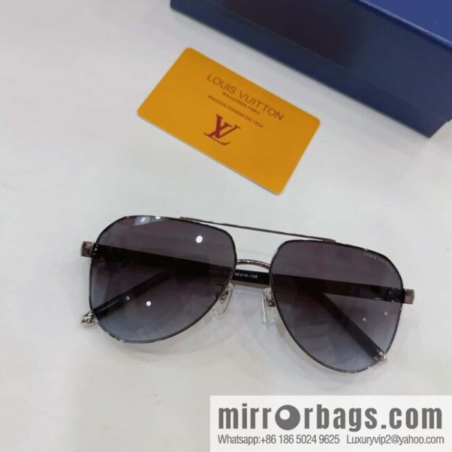 LV Louis Vuitton Men\'s Oval Frame Sunglasses Sunglasses