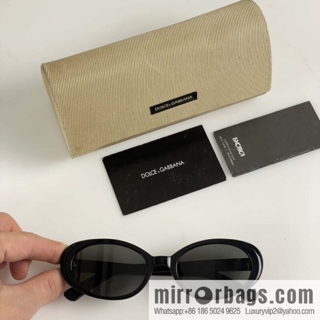 DOLCE & GABBANA Dolce & Gabbana small oval sunglasses