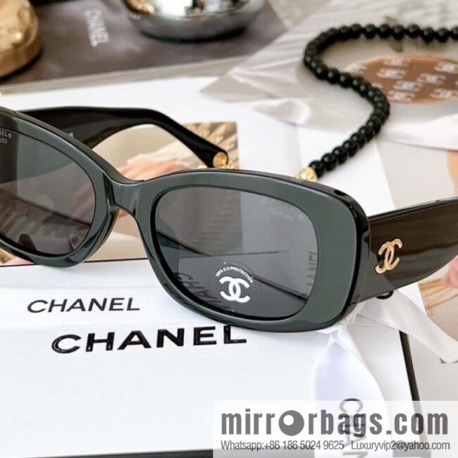 Chanel women\'s sunglasses