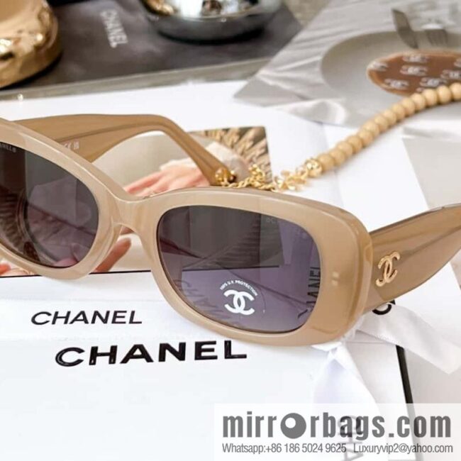 Chanel women\'s sunglasses