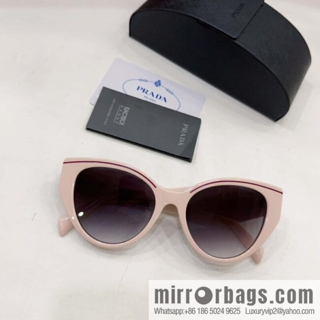 Prada round frame women\'s sunglasses