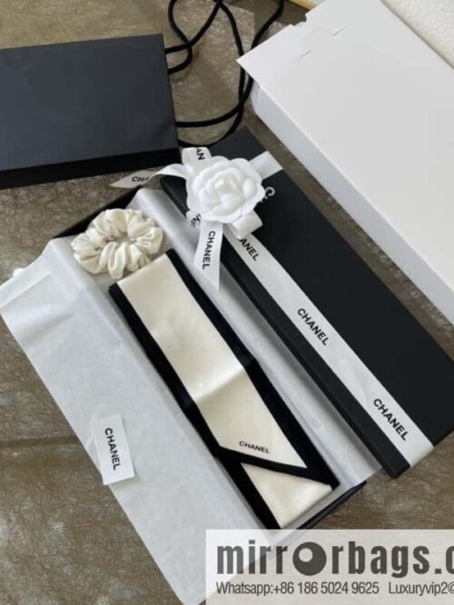 CHANEL CHANEL 100% silk jacquard hair band