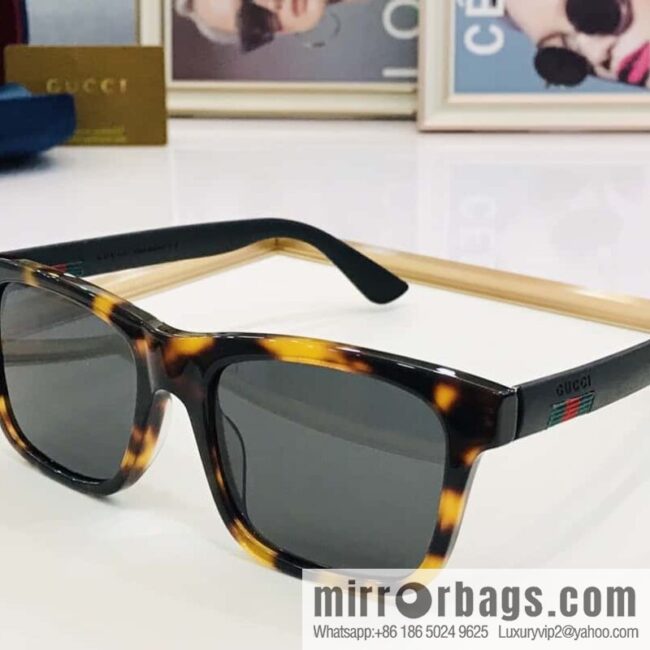 GUCCI Gucci Plate Frame Men\'s Sunglasses