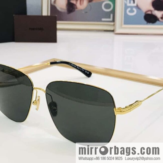 TOM FORD Ultra Light Unisex Sunglasses